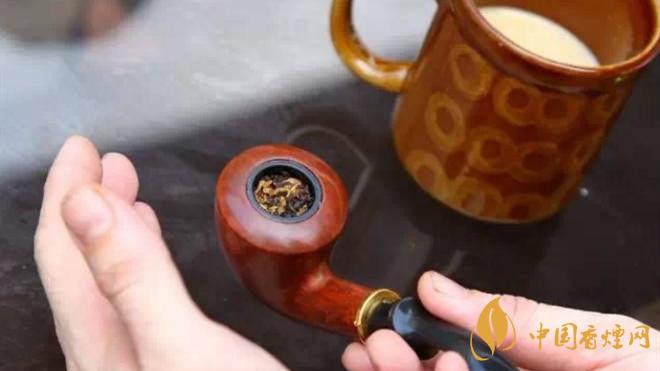 煙斗和香煙和雪茄的不同在哪里?抽煙斗有何“好處”