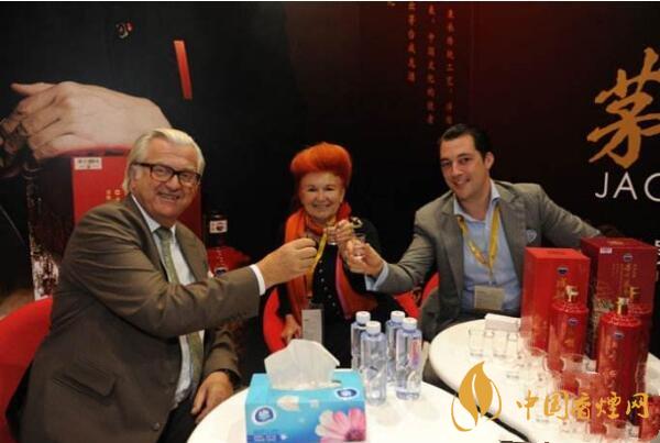 茅臺(tái)成龍酒價(jià)格表和圖片 茅臺(tái)成龍酒怎么樣