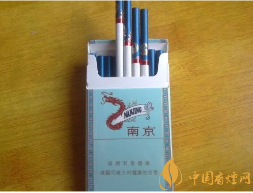 過年待客買什么香煙好，中華撐場面軟云看內(nèi)在